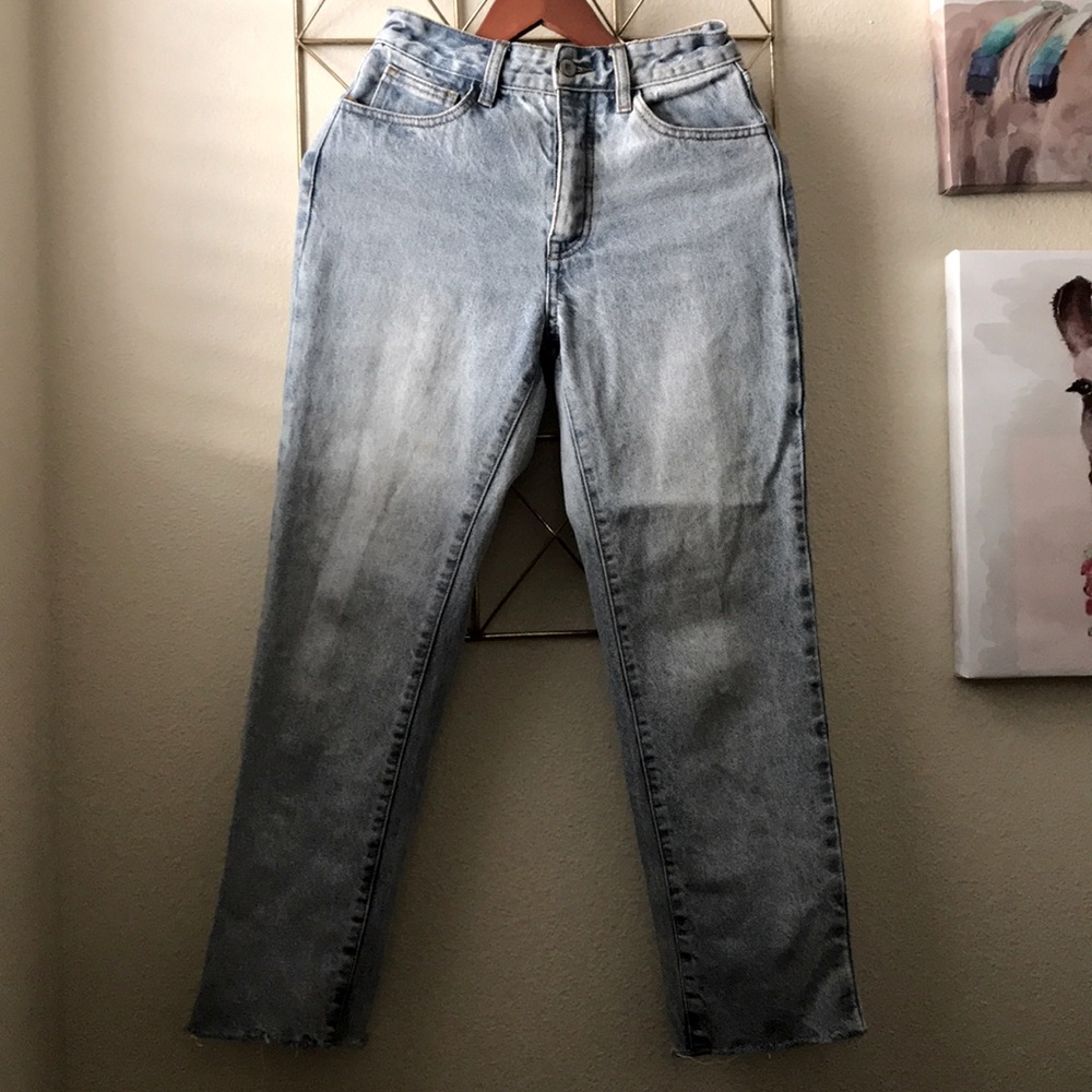 High Waisted Jeans